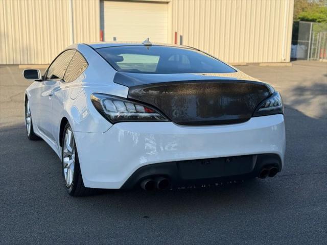 2016 Hyundai Genesis Coupe 3.8 Base