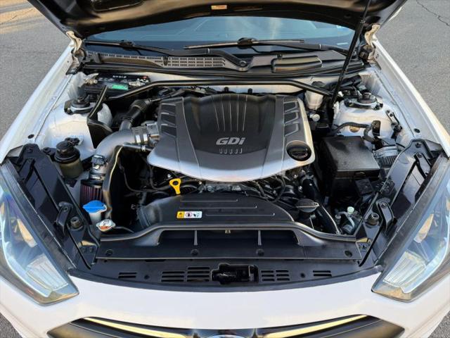 2016 Hyundai Genesis Coupe 3.8 Base