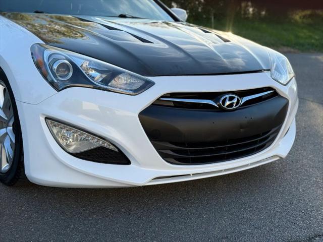 2016 Hyundai Genesis Coupe 3.8 Base