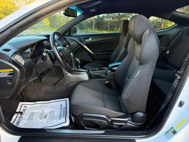 2016 Hyundai Genesis Coupe 3.8 Base