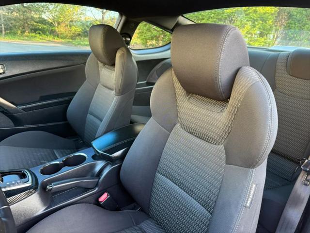 2016 Hyundai Genesis Coupe 3.8 Base