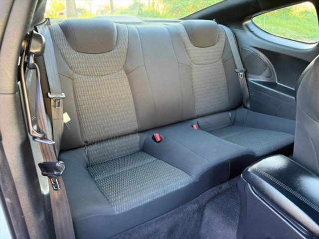 2016 Hyundai Genesis Coupe 3.8 Base