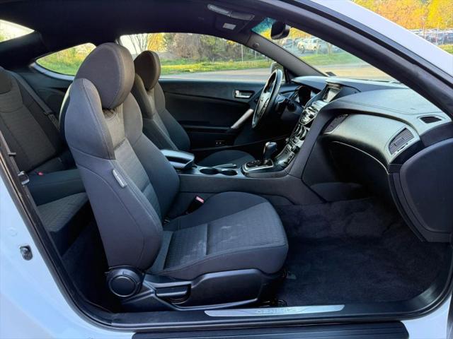 2016 Hyundai Genesis Coupe 3.8 Base