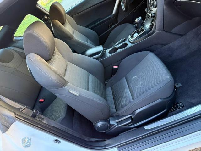 2016 Hyundai Genesis Coupe 3.8 Base