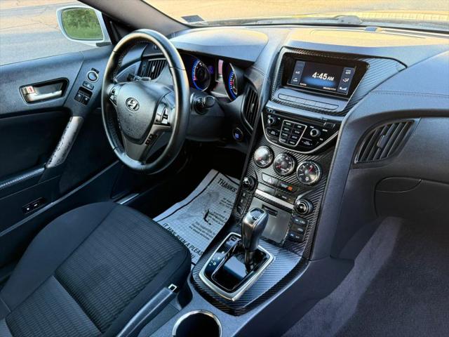 2016 Hyundai Genesis Coupe 3.8 Base
