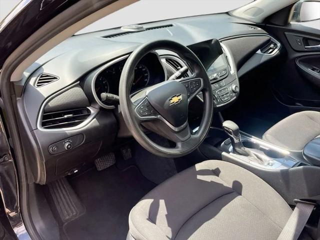 2022 Chevrolet Malibu FWD LT