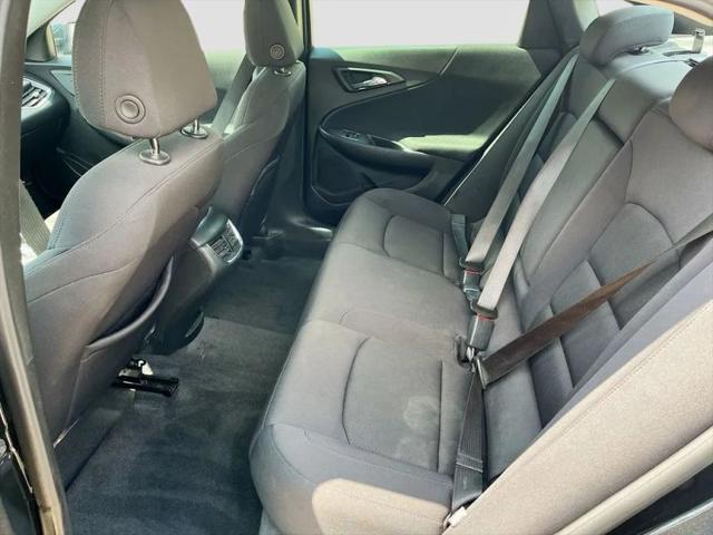 2022 Chevrolet Malibu FWD LT