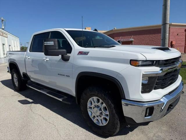 2025 Chevrolet Silverado 2500HD 4WD Crew Cab Standard Bed LT