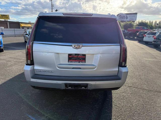 2020 Cadillac Escalade ESV 4WD Luxury