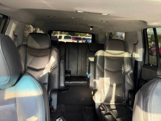 2020 Cadillac Escalade ESV 4WD Luxury