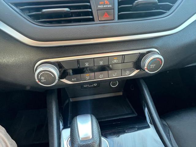2021 Nissan Altima SV FWD