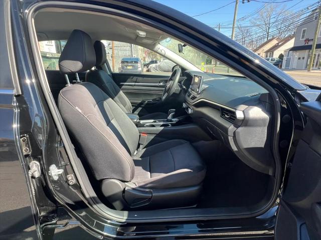 2021 Nissan Altima SV FWD