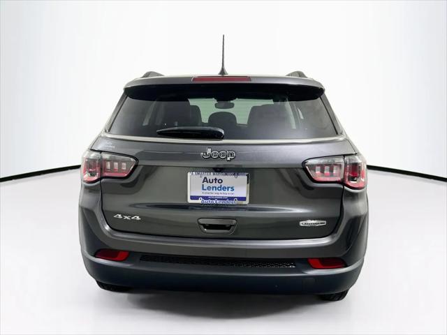 2022 Jeep Compass Latitude Lux 4x4