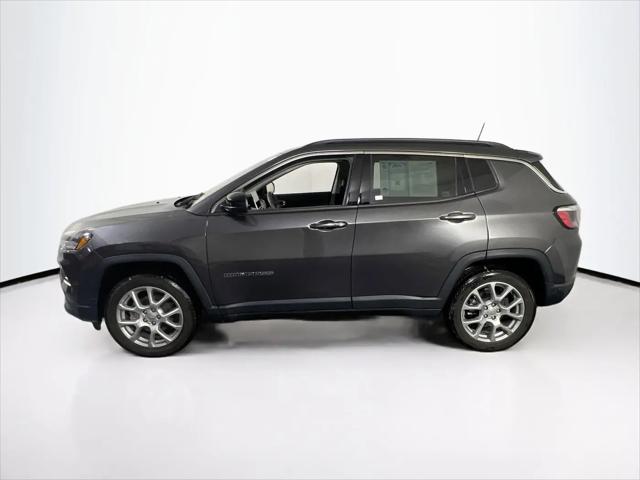 2022 Jeep Compass Latitude Lux 4x4