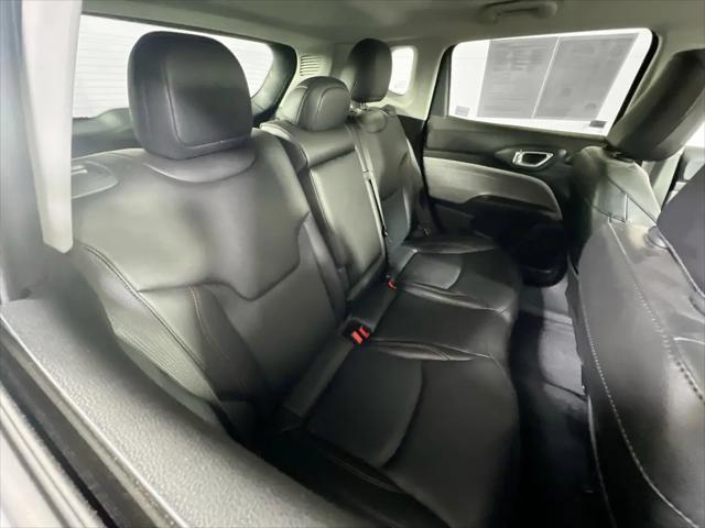 2022 Jeep Compass Latitude Lux 4x4