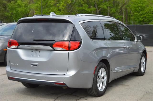 2018 Chrysler Pacifica Touring L