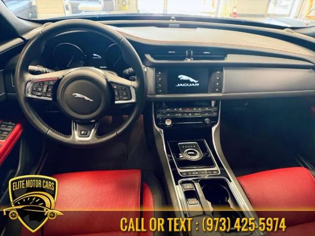 2017 Jaguar XF 35t R-Sport