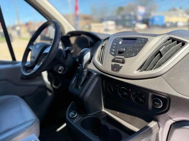 2018 Ford Transit w/Sliding Side Door w/RWB