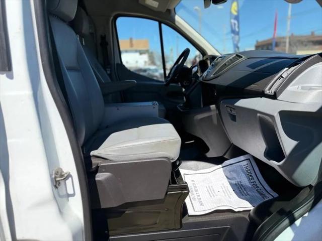 2018 Ford Transit w/Sliding Side Door w/RWB