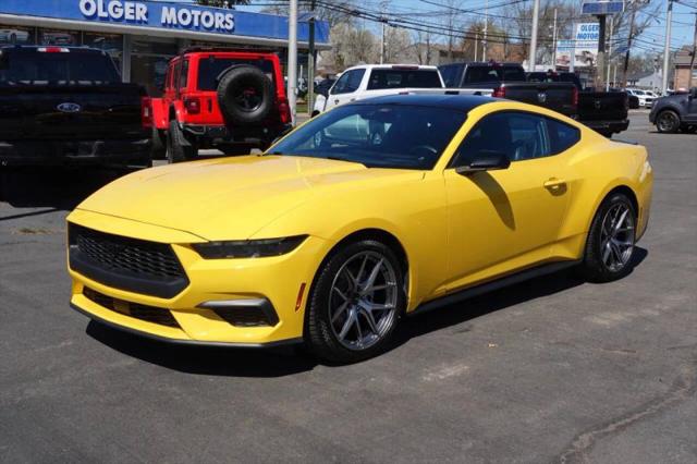 2024 Ford Mustang EcoBoost Premium Fastback