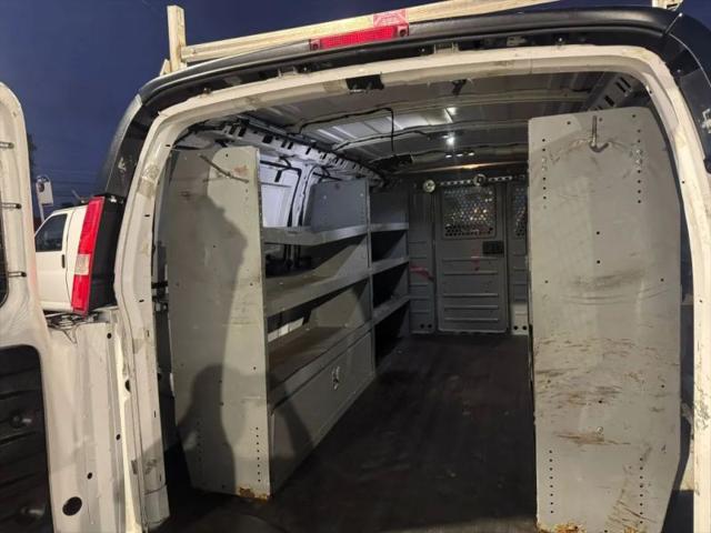 2016 GMC Savana 2500 Work Van