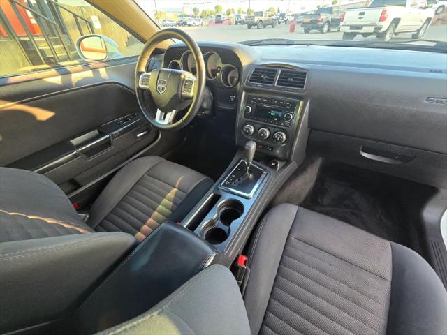 2014 Dodge Challenger SXT