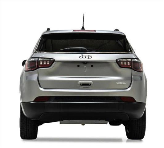 2017 Jeep Compass Latitude FWD