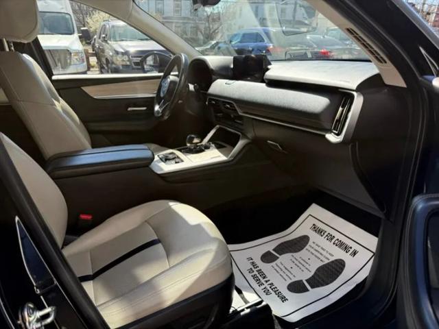2024 Mazda X-90 Premium