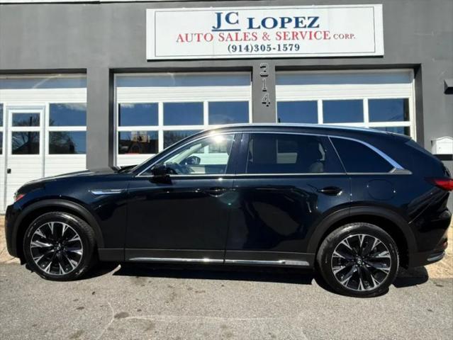 2024 Mazda X-90 Premium