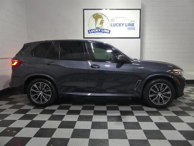 2020 BMW X5 M50i