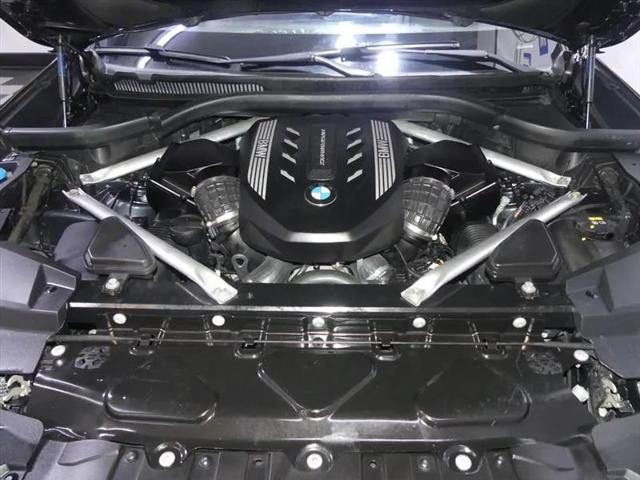 2020 BMW X5 M50i