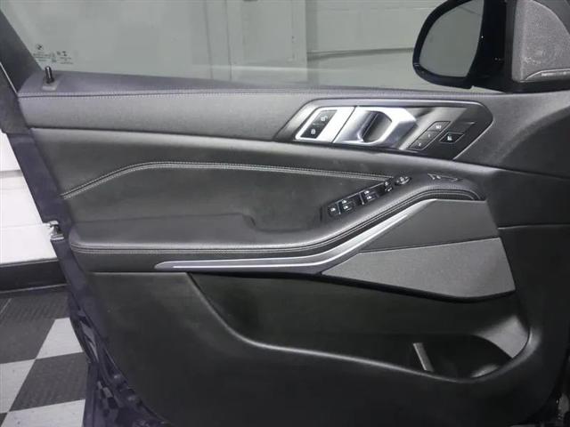 2020 BMW X5 M50i