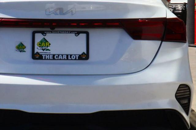 2023 Kia Forte LXS