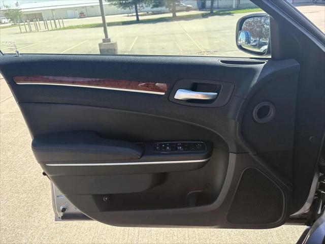 2014 Chrysler 300 Base