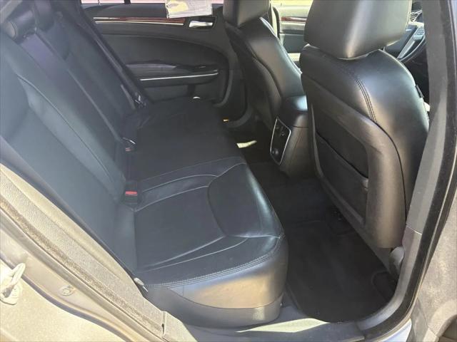 2014 Chrysler 300 Base