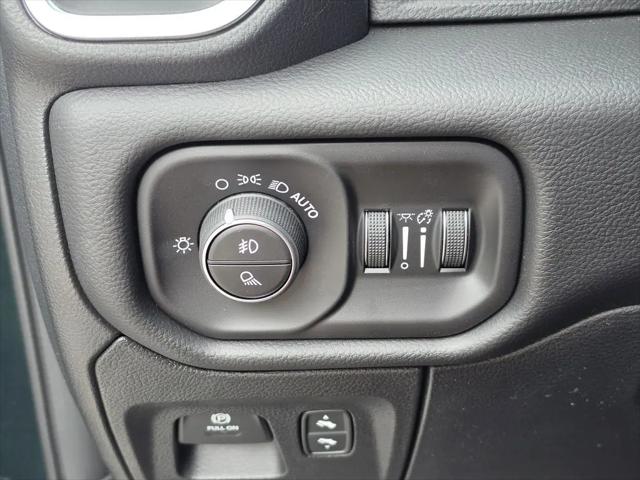 2026 Ram 1500 Big Horn Crew Cab 4x4 57 Box