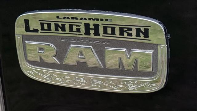 2017 Ram 1500 Longhorn Crew Cab 4x4 5'7" Box