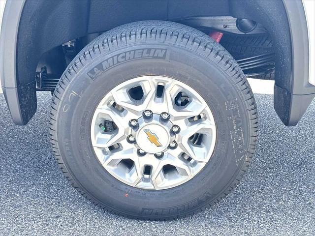 2026 Chevrolet Silverado 2500HD Crew Cab, Standard Bed, LT, 4WD
