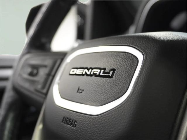 2021 GMC Yukon 4WD Denali
