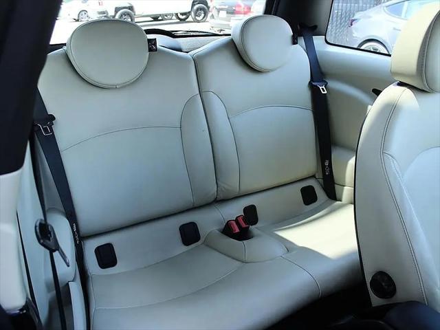 2011 MINI John Cooper Works John Cooper Works