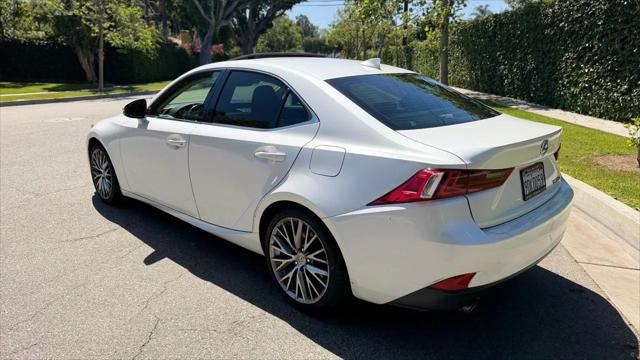 2015 Lexus IS 250 Crafted Line