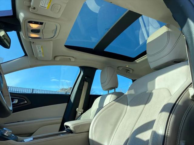 2015 Chrysler 200 C