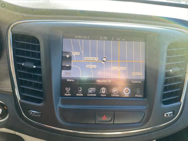 2015 Chrysler 200 C