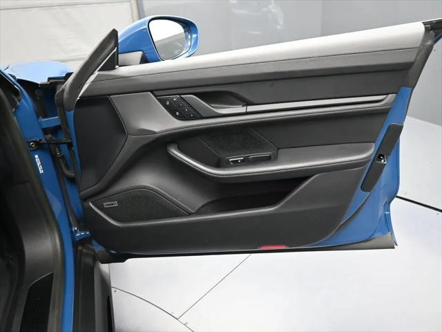 2024 Porsche Taycan GTS