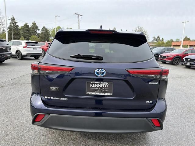 2022 Toyota Highlander Hybrid XLE