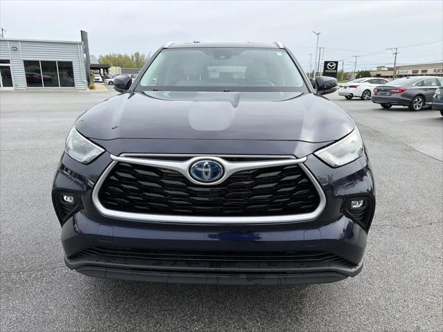 2022 Toyota Highlander Hybrid XLE