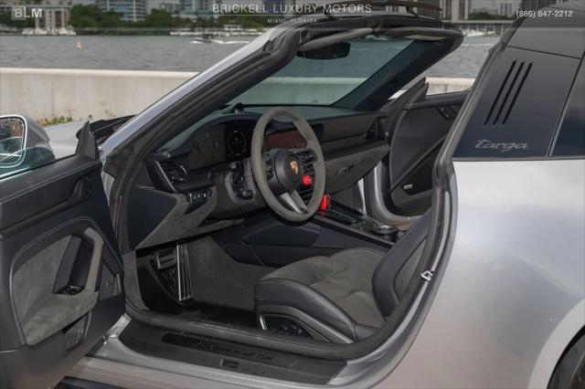 2025 Porsche 911 Targa 4 GTS