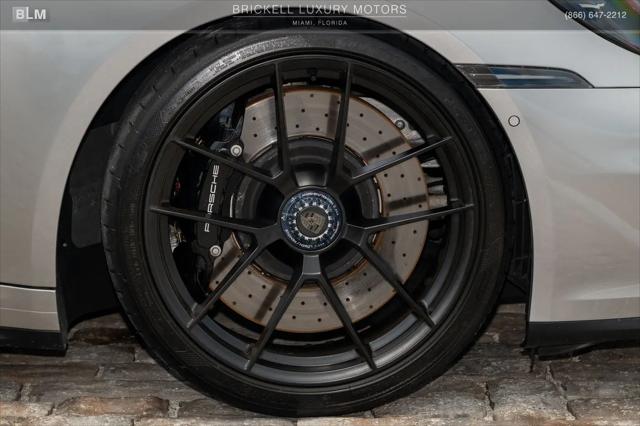 2025 Porsche 911 Targa 4 GTS