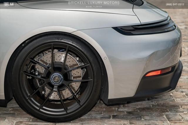 2025 Porsche 911 Targa 4 GTS