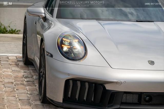 2025 Porsche 911 Targa 4 GTS